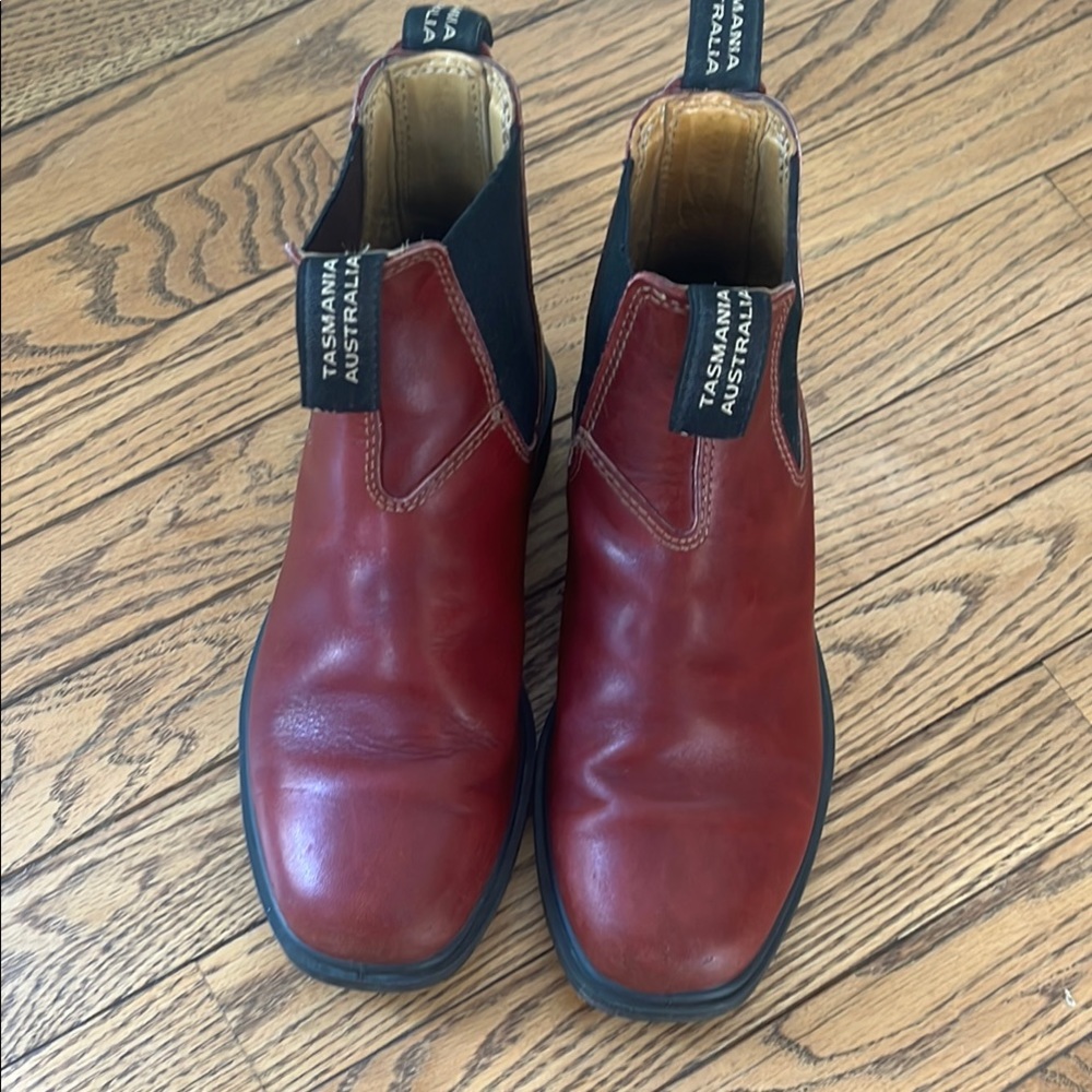 Blundstones Chisel Toe Dress‎ Boots in Oxblood size 3 fit a size 6*
